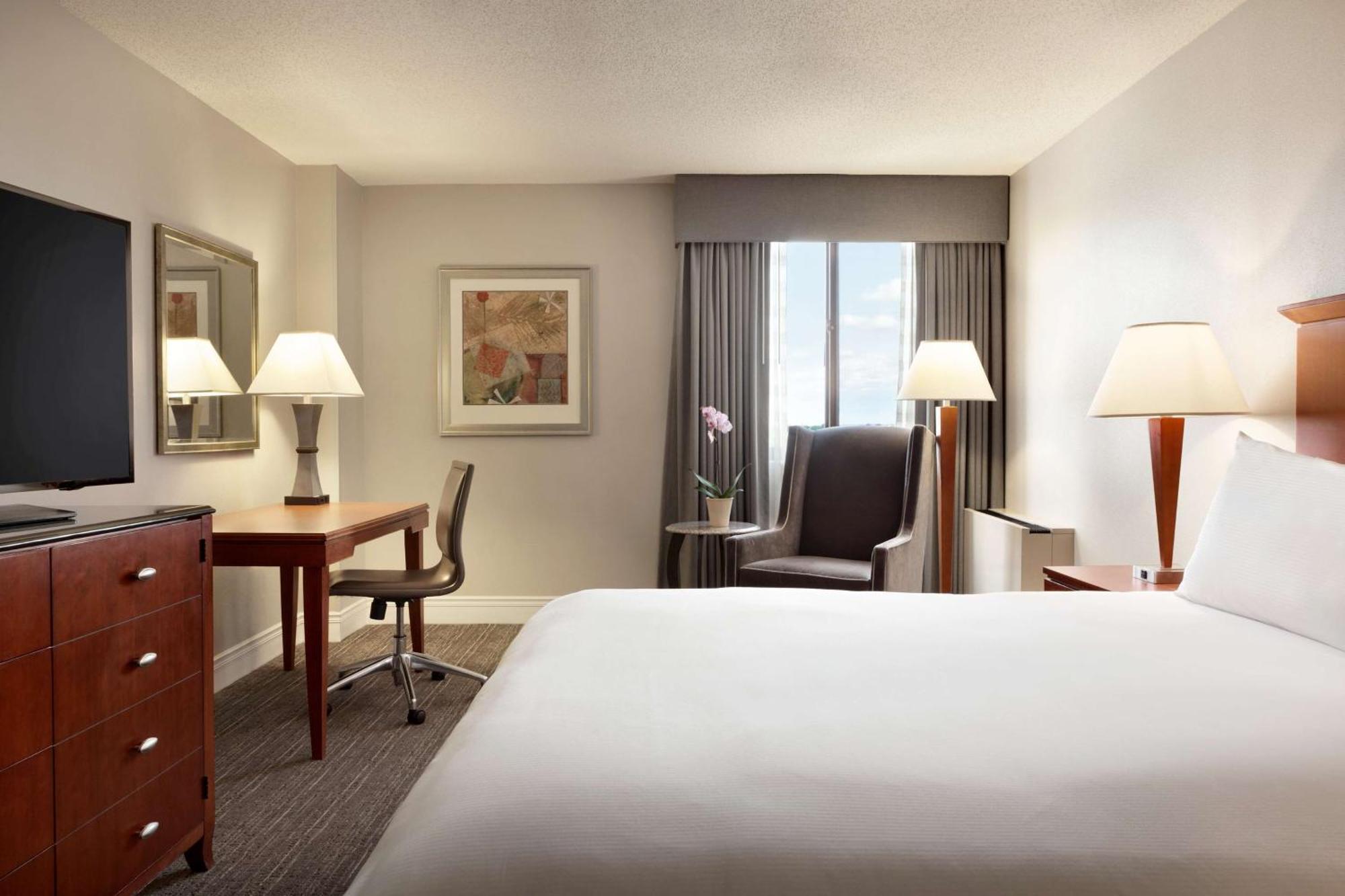 Doubletree By Hilton Minneapolis Park Place Saint Louis Park Extérieur photo