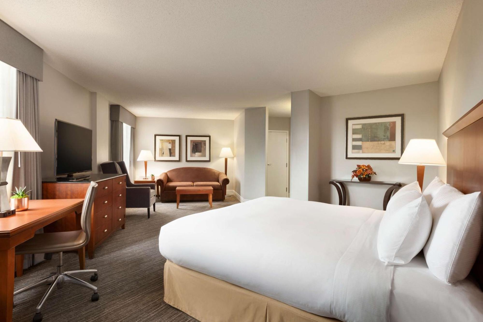 Doubletree By Hilton Minneapolis Park Place Saint Louis Park Extérieur photo