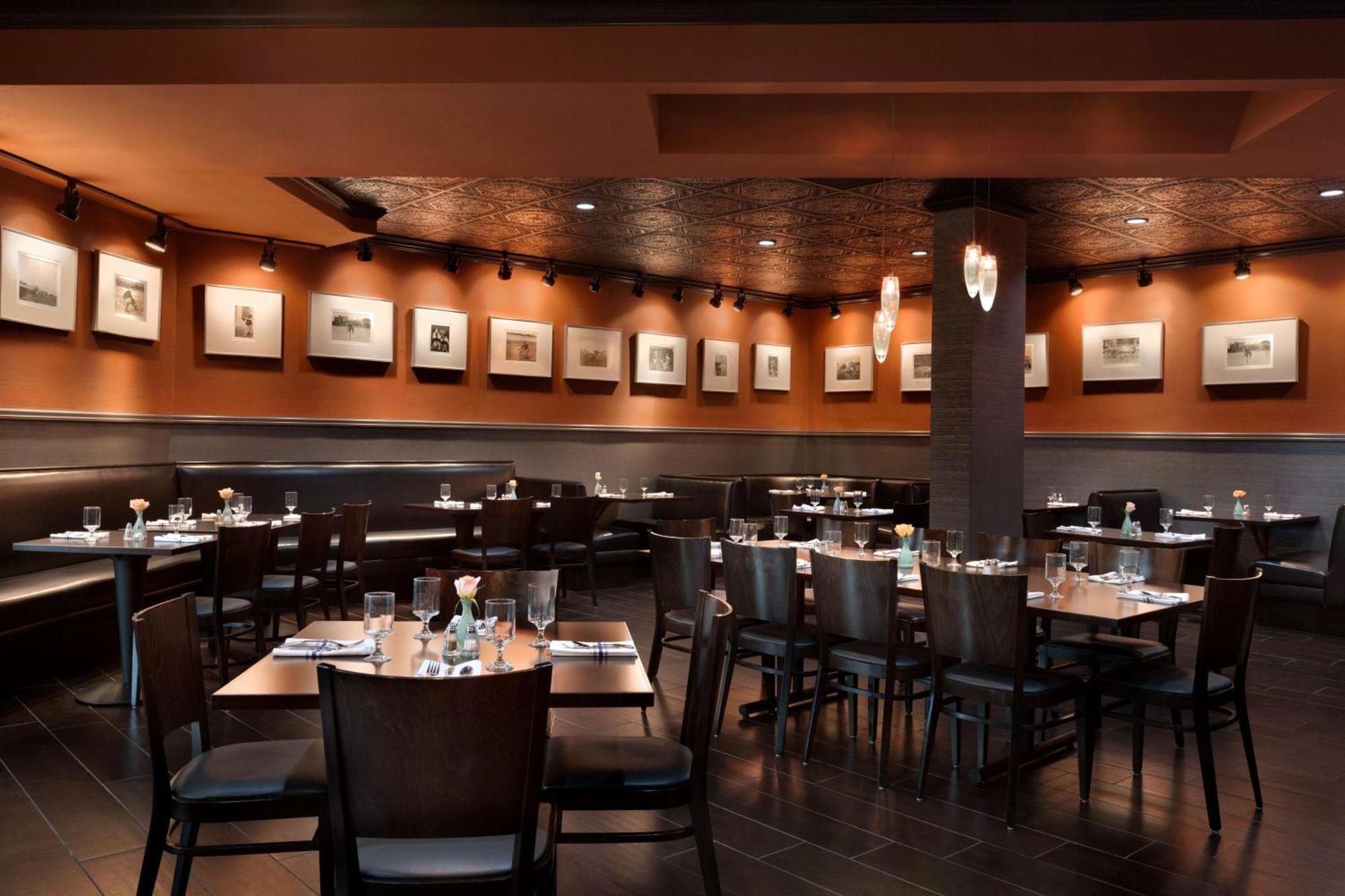 Doubletree By Hilton Minneapolis Park Place Saint Louis Park Extérieur photo