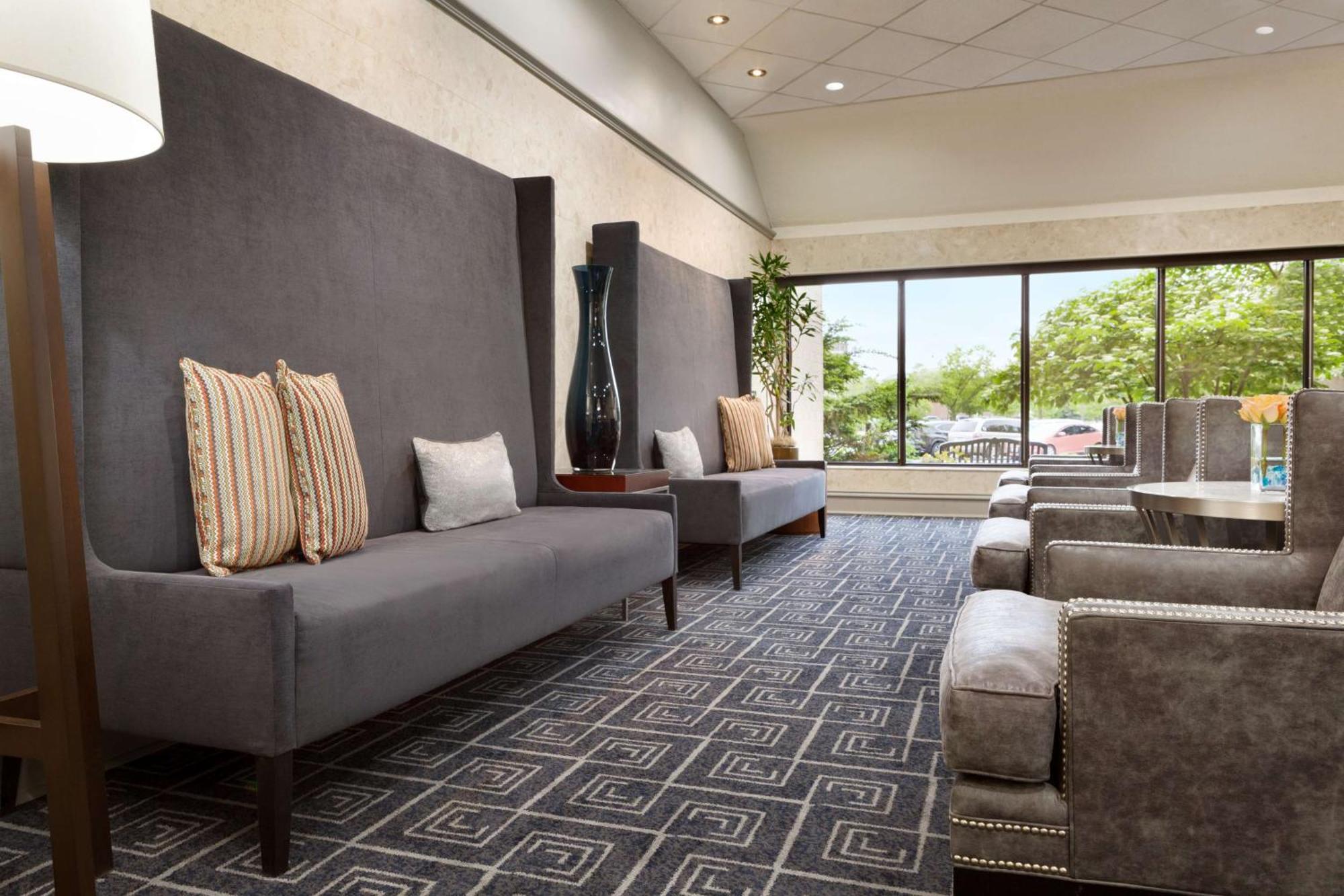 Doubletree By Hilton Minneapolis Park Place Saint Louis Park Extérieur photo